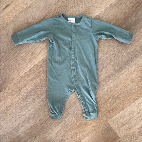H&M Infant Onesies 2-Pack - Picture 3 of 3